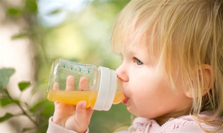 Can 4 month old babies have fruit juice?