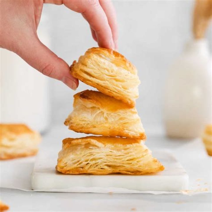 Can vegetarians eat puff pastry?