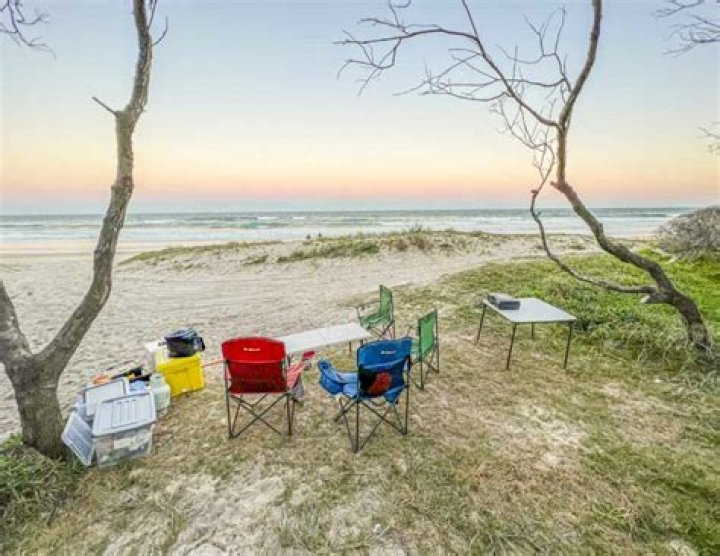 Can you camp on the beach in Lincoln City?