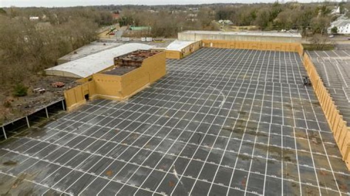 Can you run a bass through a PA?