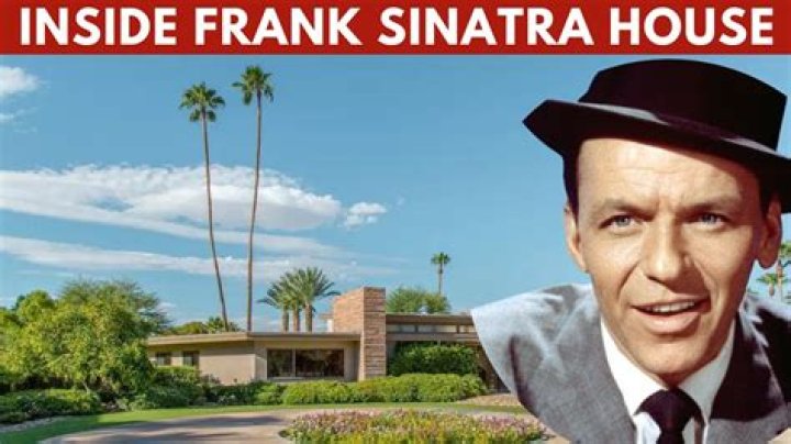 Did Frank Sinatra live in Woodland Hills?