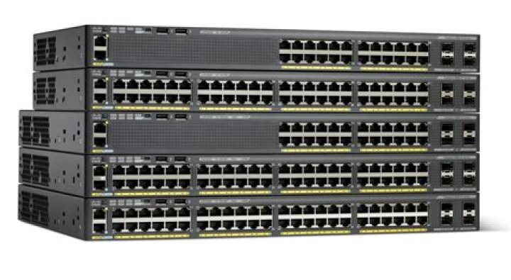 Do Cisco switches support LLDP?