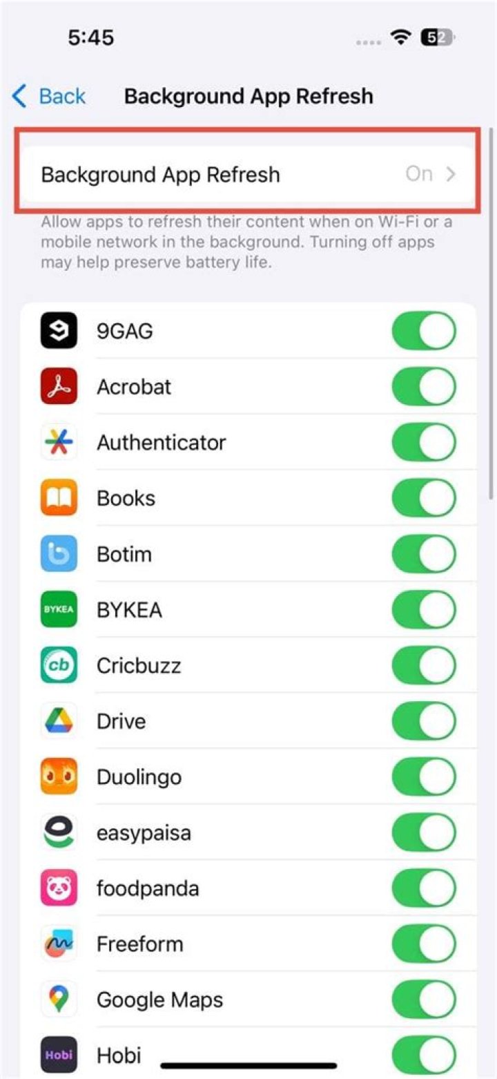 Does background app refresh affect battery?