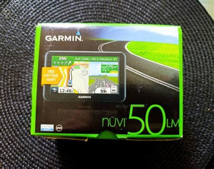 Does Garmin nuvi 50LM work in Canada?