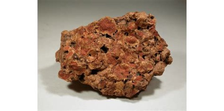 Does Jamaica still mine bauxite?