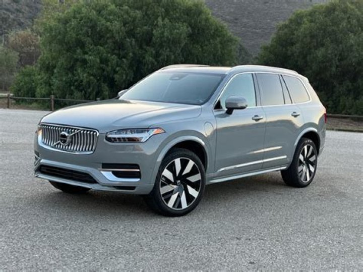 Does the Volvo XC90 have good gas mileage?