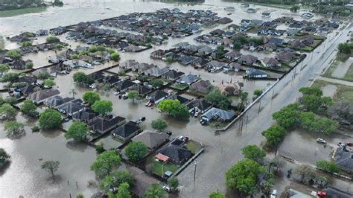 How bad is the flooding in Columbia South Carolina?