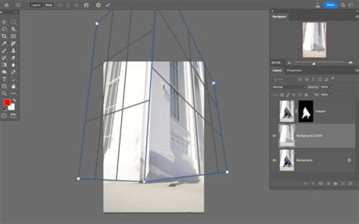 How do you warp perspective in Illustrator?