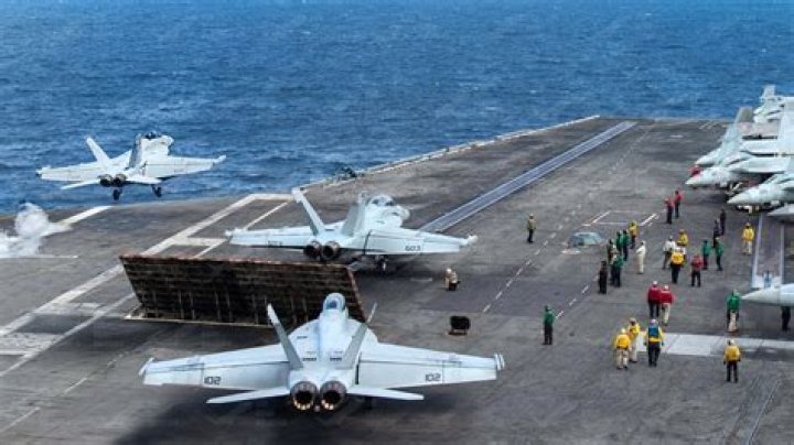 How fast do jets launch from aircraft carrier?