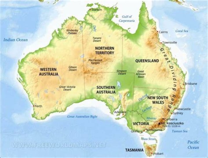 How many mountain ranges does Australia have?