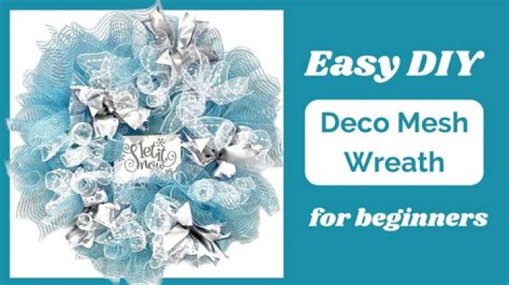 How many rolls of mesh do you need for a wreath?