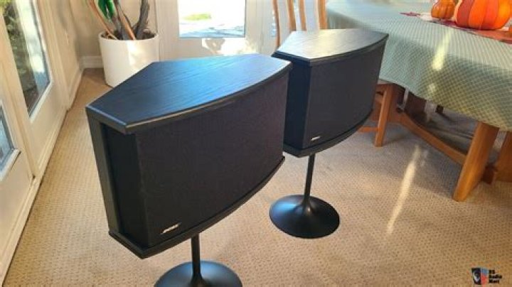 How much did Bose 901 speakers cost?