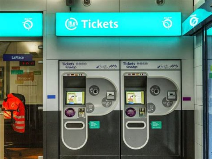 How much does an RER B ticket cost?