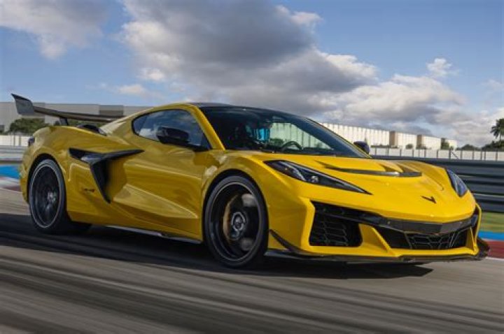 How much will the 2022 Corvette ZR1 cost?