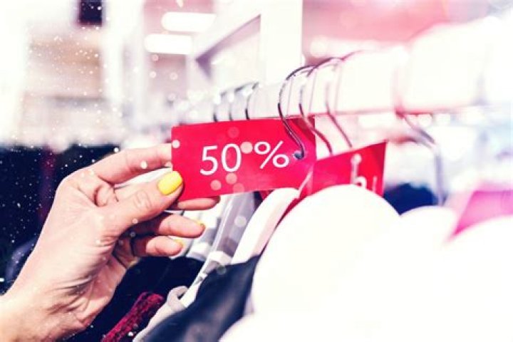 Is Altering a price tag shoplifting?