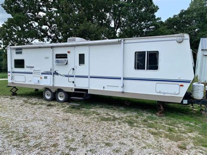Is Dutchman a good travel trailer?