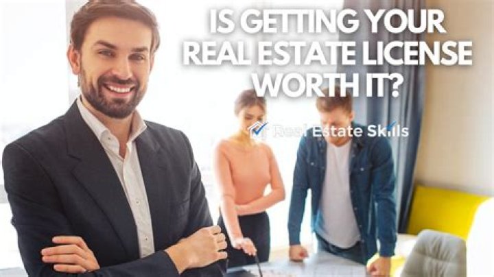 Is getting real estate license worth it?