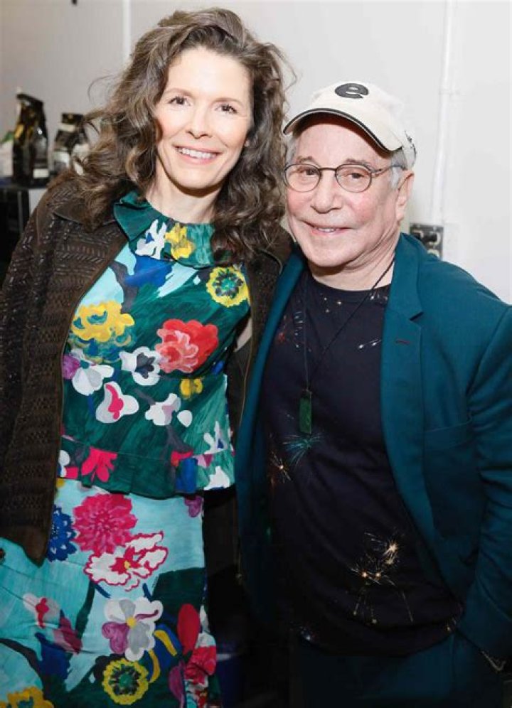Is Paul Wilbur married?