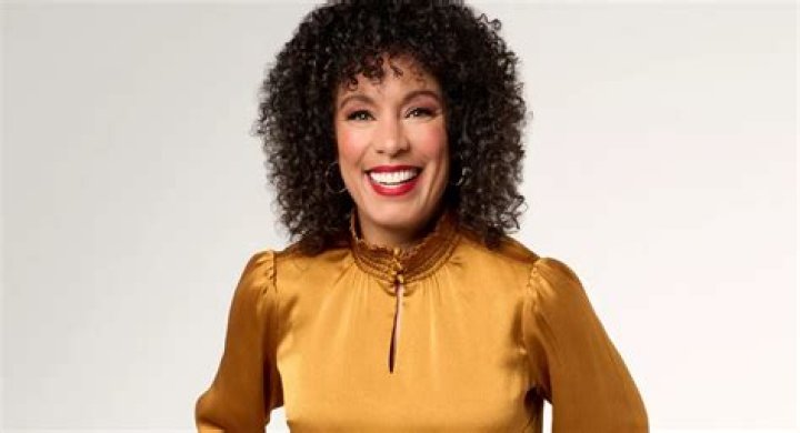 Is QVC host Shawn pregnant now?