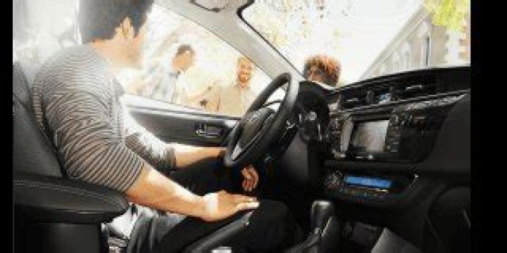 Is Toyota Entune available in Canada?