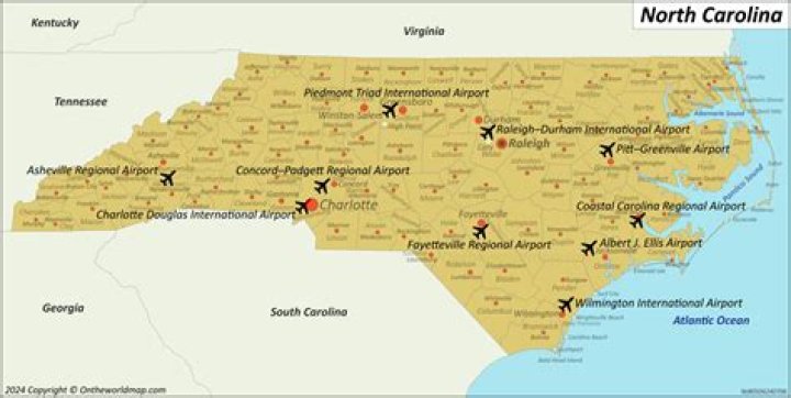 What airport do you fly into for Knoxville TN?