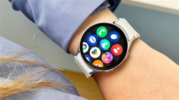 What apps work with Samsung smartwatch?