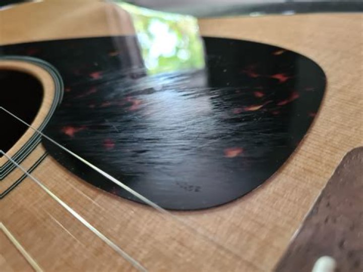 What Colour is parchment pickguard?
