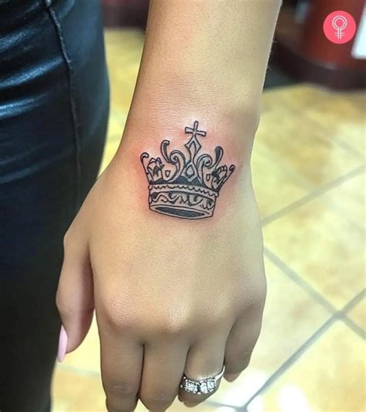 What does a crown mean in tattoos?