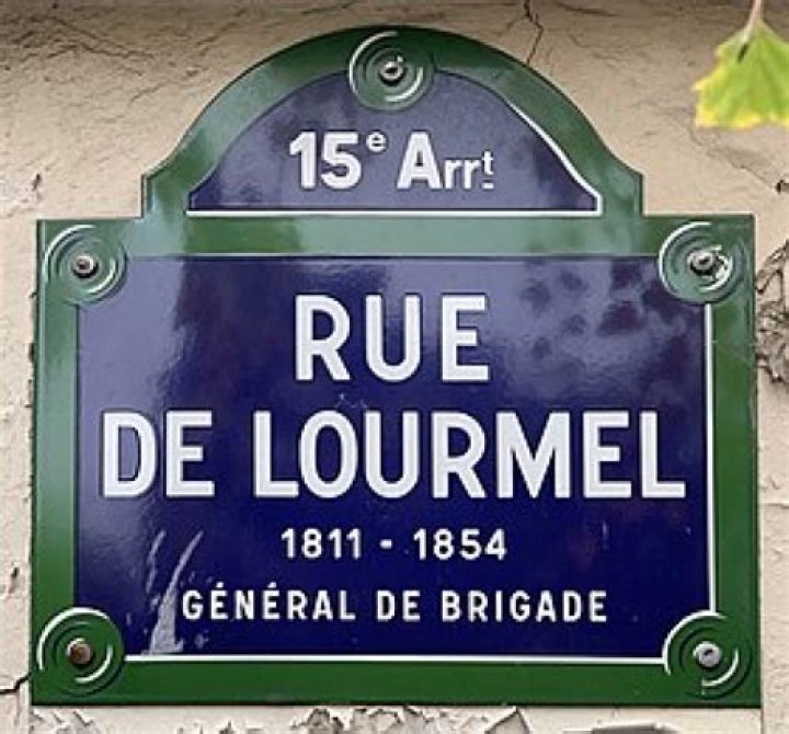 What does Rue de lourmel mean in French?