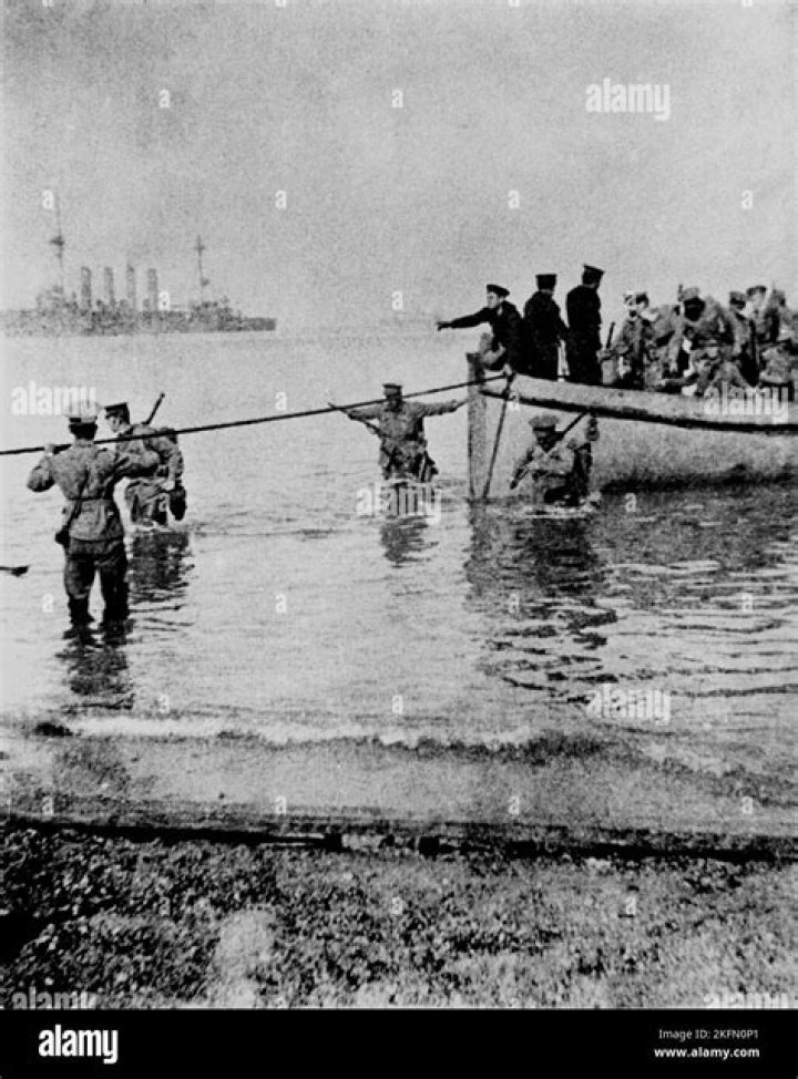 What happened on 25th April 1915 Gallipoli?