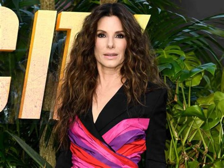What happened to Sandra Bullock in Gravity?