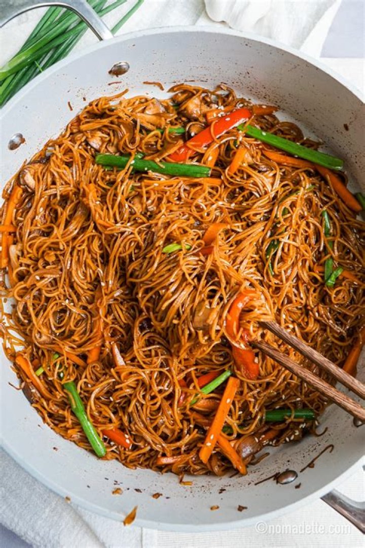What is chow mein sauce made of?