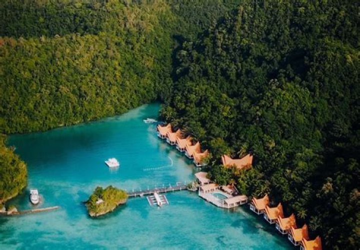 What is sohoton cove known for?