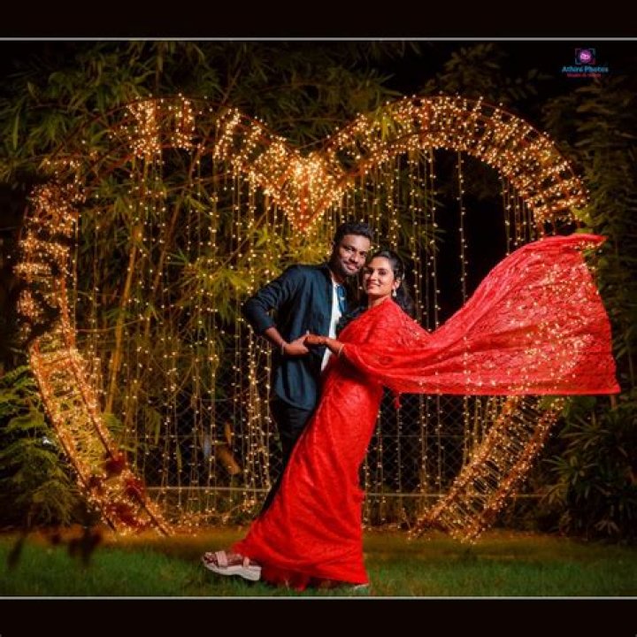 What is the cost of pre wedding video shoot?