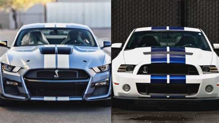 What is the difference between Shelby GT500 and Ford Mustang?