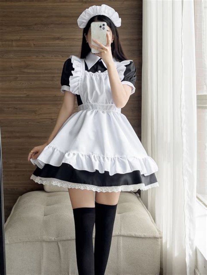 What is the hat of a maid outfit called?