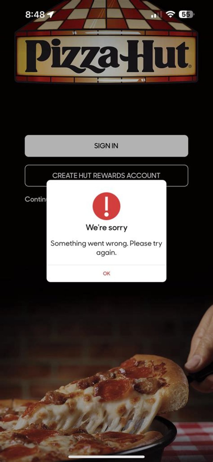 What is the phone number for Pizza Hut customer service?