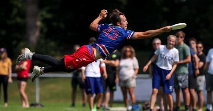 What is ultimate frisbee?