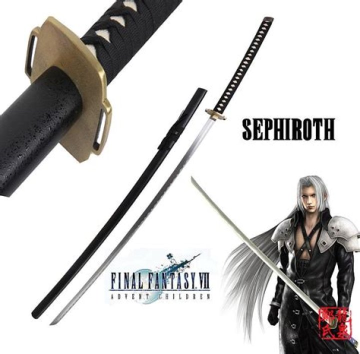 What kind of sword does Sephiroth use?