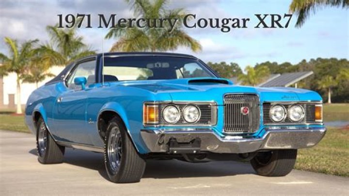 What makes a cougar an XR7?