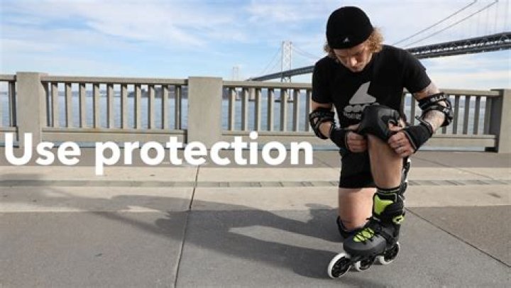 What pads should you wear Rollerblading?