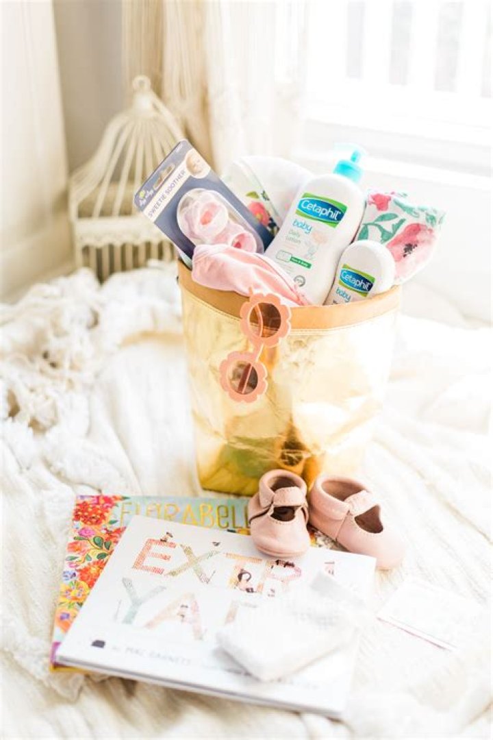 What should I put in a baby shower gift basket?