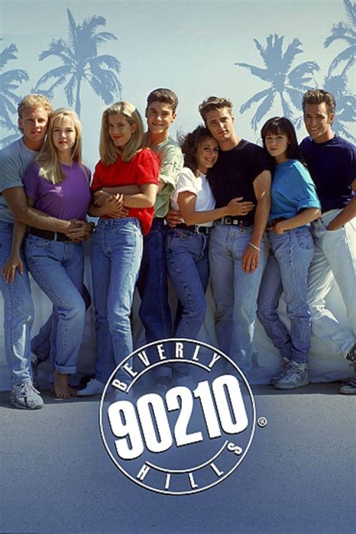 When did season 4 of 90210 come out?
