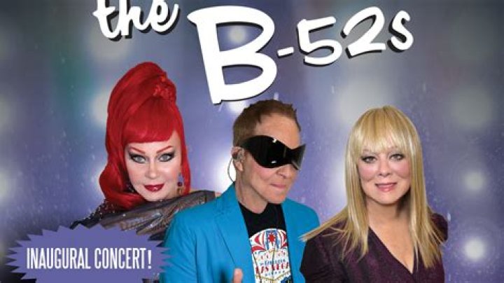 When were the b52s on Saturday Night Live?