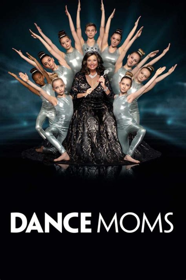 Where can I watch Season 4 of Dance Moms for free?