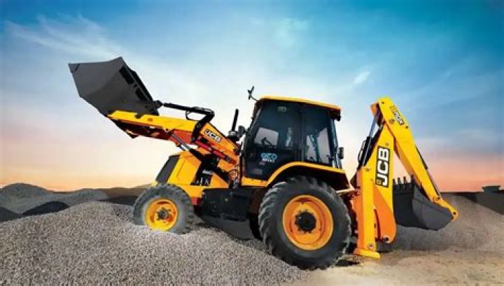 Which is best backhoe loader in India?