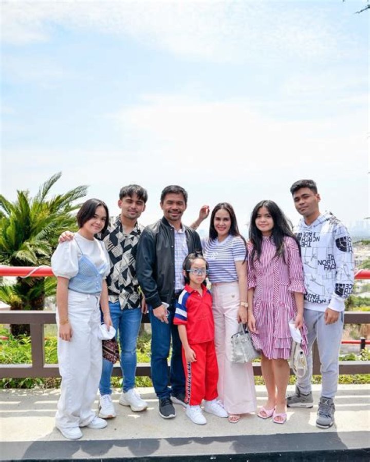 Who is the parent of Daniel Padilla?