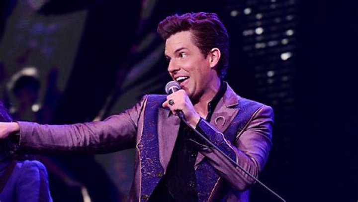 Who is the singer of let her go?