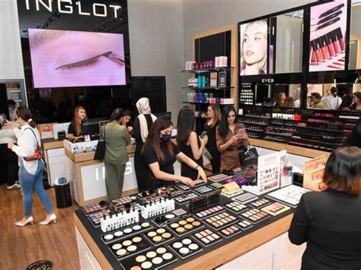 Who owns Inglot makeup?
