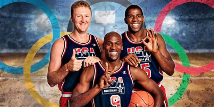 Who won the gold medal in 1992 basketball?